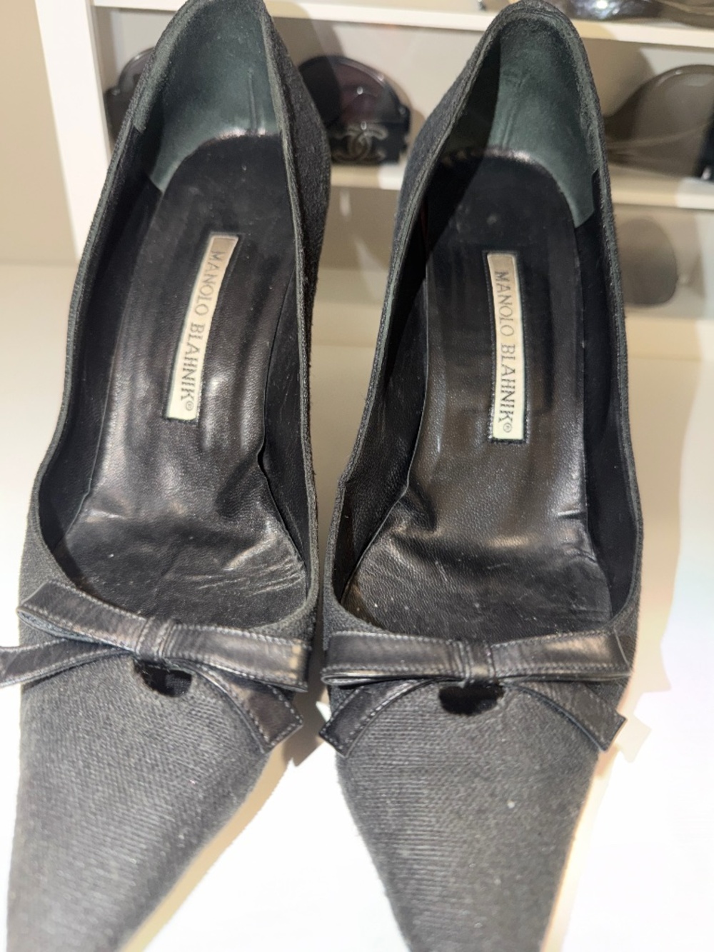 Black linen Manolo blahnik  size 36